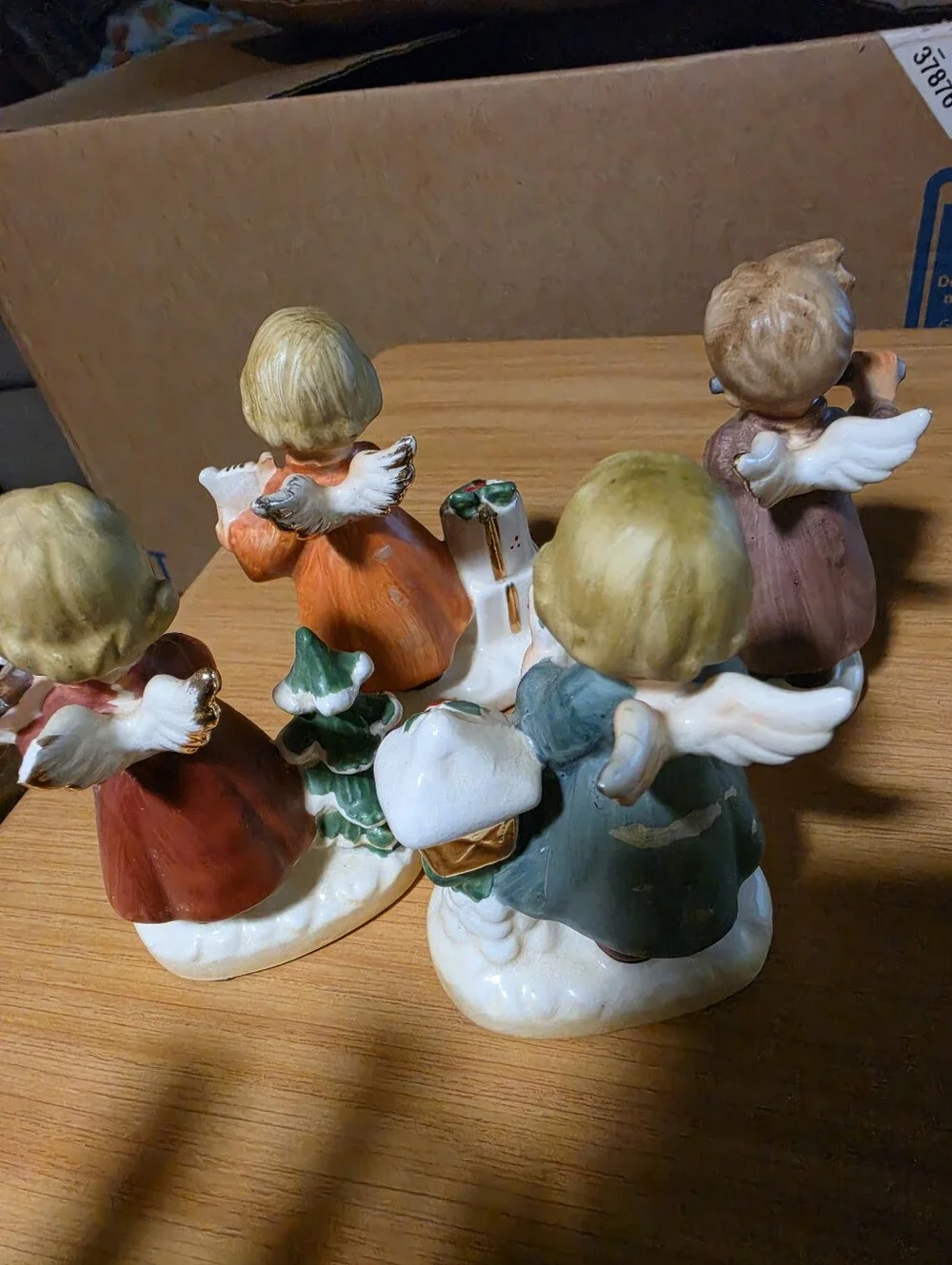 Set Of 4 Napcoware Angel Christmas Figurines X8371 Playing Music 3.5